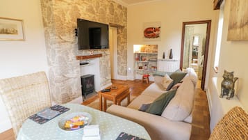 Cottage | Living area