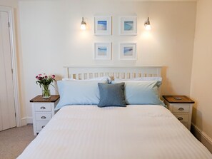 Cottage | Interior - The Tallet (Dartmouth)
