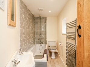Cottage | Bathroom | Shower - Tilly's Cottage (Westbury)