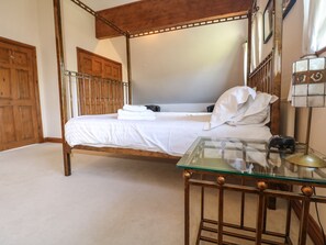 Casa de campo | 4 quartos, individualmente decorados, individualmente mobiliados