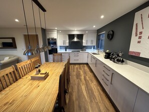 Casa de campo | Cozinha privada | Lava-louças, chaleira elétrica, cadeirão de bebê