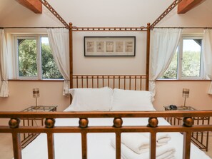 4 bedrooms, individually decorated, individually furnished, free WiFi - Willow, Retallack (St. Columb Major)