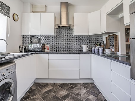 ์ฝํฐ์ง | ์ ์ฉ ์ฃผ๋ฐฉ | ์ ์๋ ์ธ์ง, ์ฟกํ, ์๊ธฐ ์ธ์ฒ๊ธฐ, ์ ์์ฉ ์์