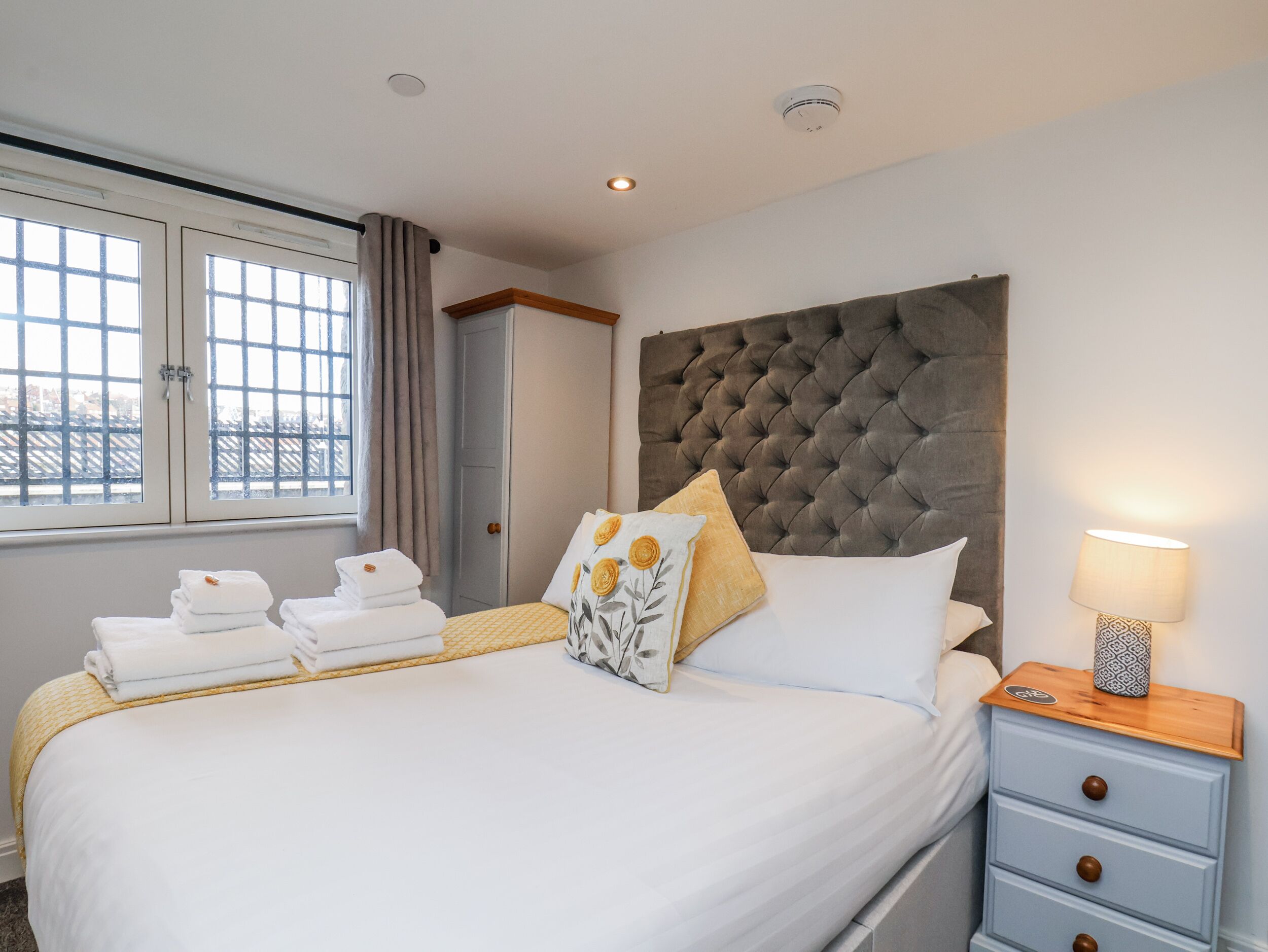 Cottage | 2 bedrooms, individually decorated, individually furnished, free WiFi