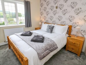 Cottage - 2 Ings Avenue (Settle)