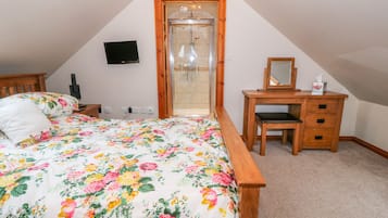 Cottage | 1 bedroom, individually decorated, individually furnished, free WiFi