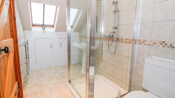 Cottage | Bathroom | Shower