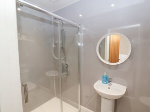 Shower - Station House (Scarborough)