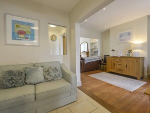 Cottage | Interior - Beachcomber (Padstow)