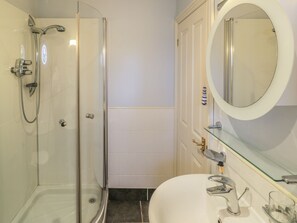 Cottage | Phòng tắm | Buồng tắm vòi sen 