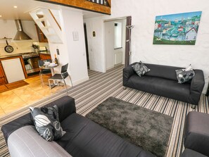 Cottage | Living room | TV - The Old Stables (Fishguard)
