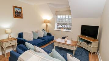 Cottage | Interior