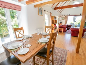 Cottage | Private kitchen | Microwave, dishwasher, electric kettle, toaster - The Barn at Waen y Ffynnon (Ruthin)