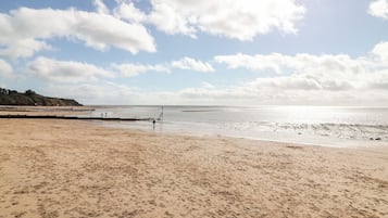 Cottage | Beach