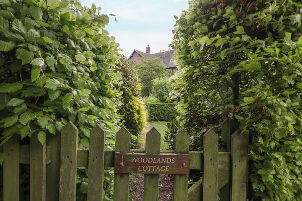 Cottage | Property grounds