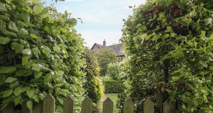 Woodlands Cottage