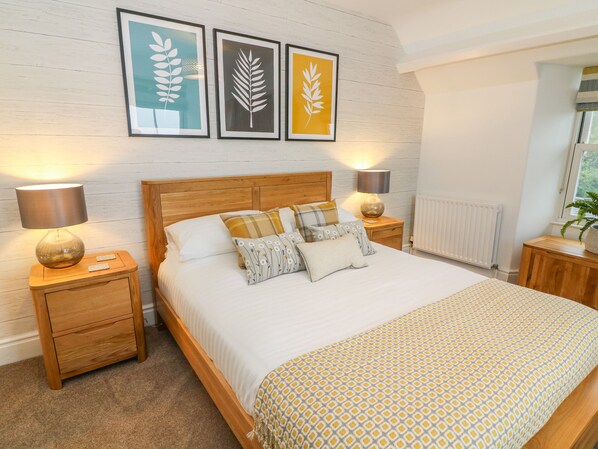 Cottage | 2 bedrooms, individually decorated, individually furnished, free WiFi