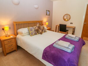 Interior - Tirionfa (Llangefni)