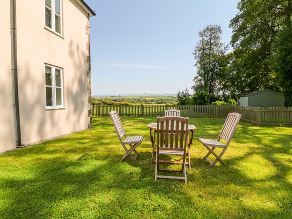 Cottage | Garden - Tirionfa (Llangefni)