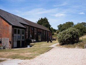 Exterior - Newfield Farm Cottages (Blandford Forum)
