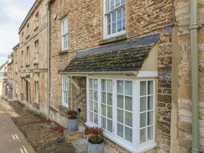 Cottage | Interior - Dolphin House (Burford)