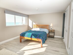 7 bedrooms, individually decorated, individually furnished, free WiFi