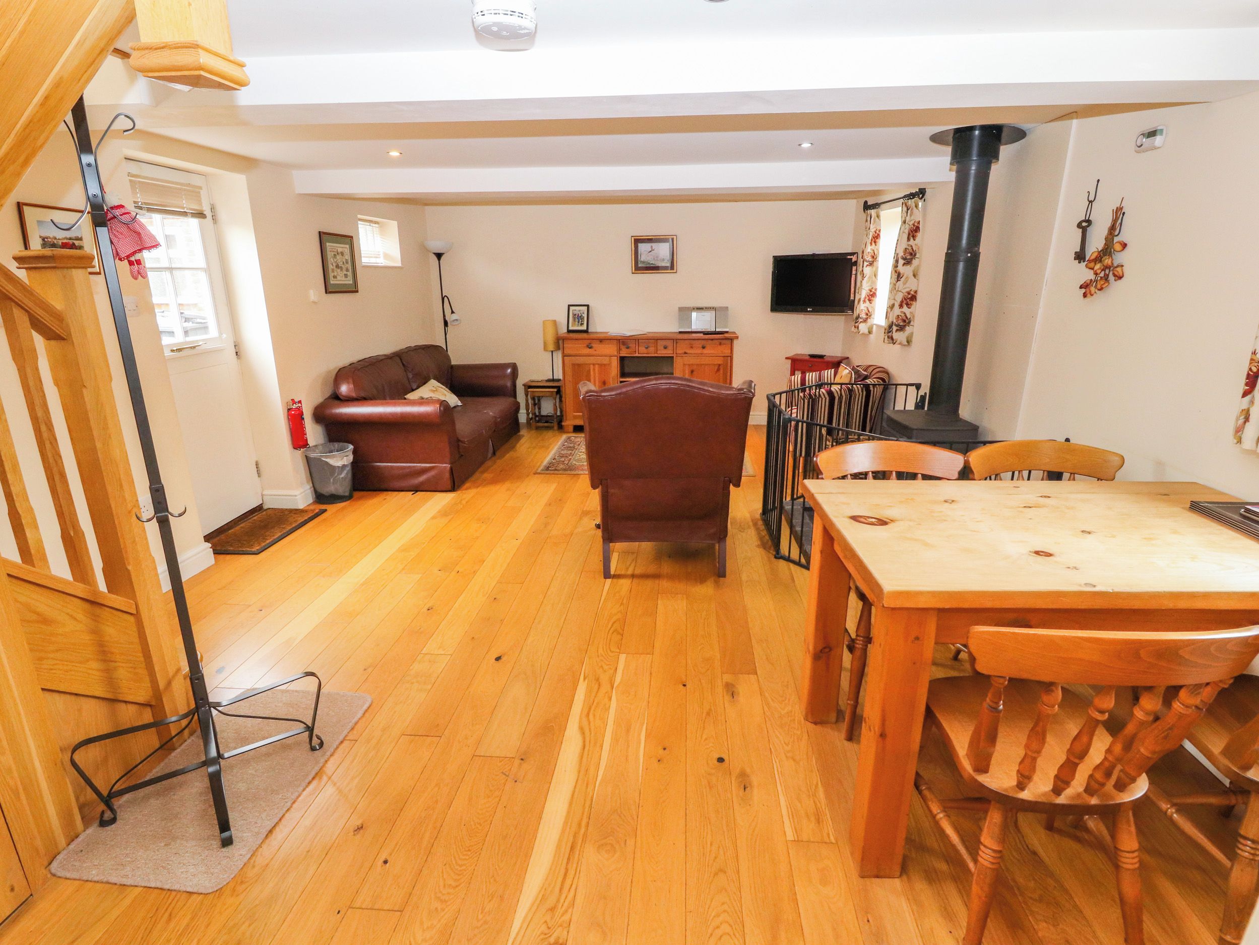 Cottage | Interior