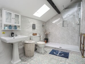 Cottage | Bathroom - Tan Yr Allt (Pwllheli)