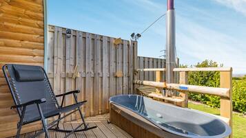 Cottage | Property grounds