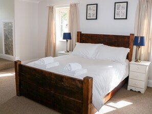 6 عدّة غرف نوم وبديكورات فريدة لكل غرفة وطراز فريد لكل وحدة