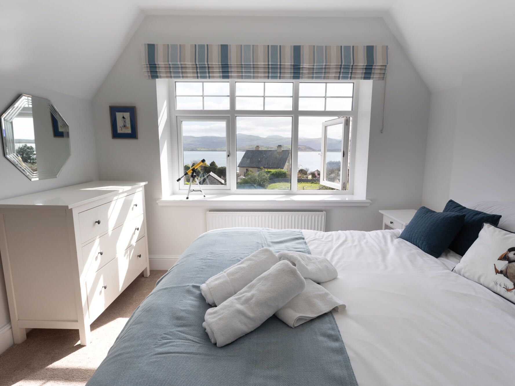 Cottage | 4 bedrooms, individually decorated, individually furnished, free WiFi