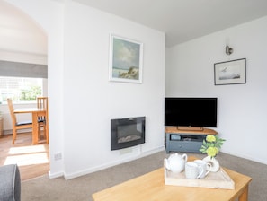 Cottage | Interior