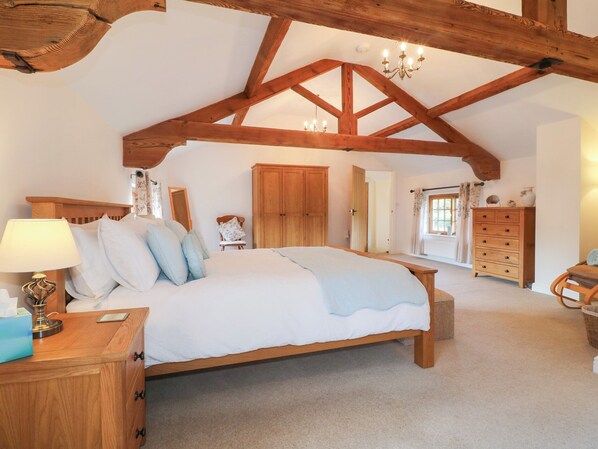 3 chambres, décor unique, ameublement unique, accÚs au Wi-Fi (inclus)