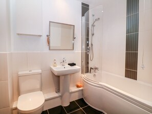 Cottage | Bathroom | Shower - 10 Pen Llanw Tides Reach (Rhosneigr)