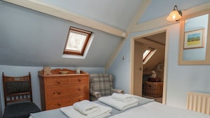 Cottage | Interior - Cobbles House (Whitby)