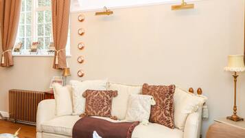 Cottage | Living room