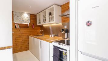 Cottage | Cuisine privée | Micro-ondes, lave-vaisselle