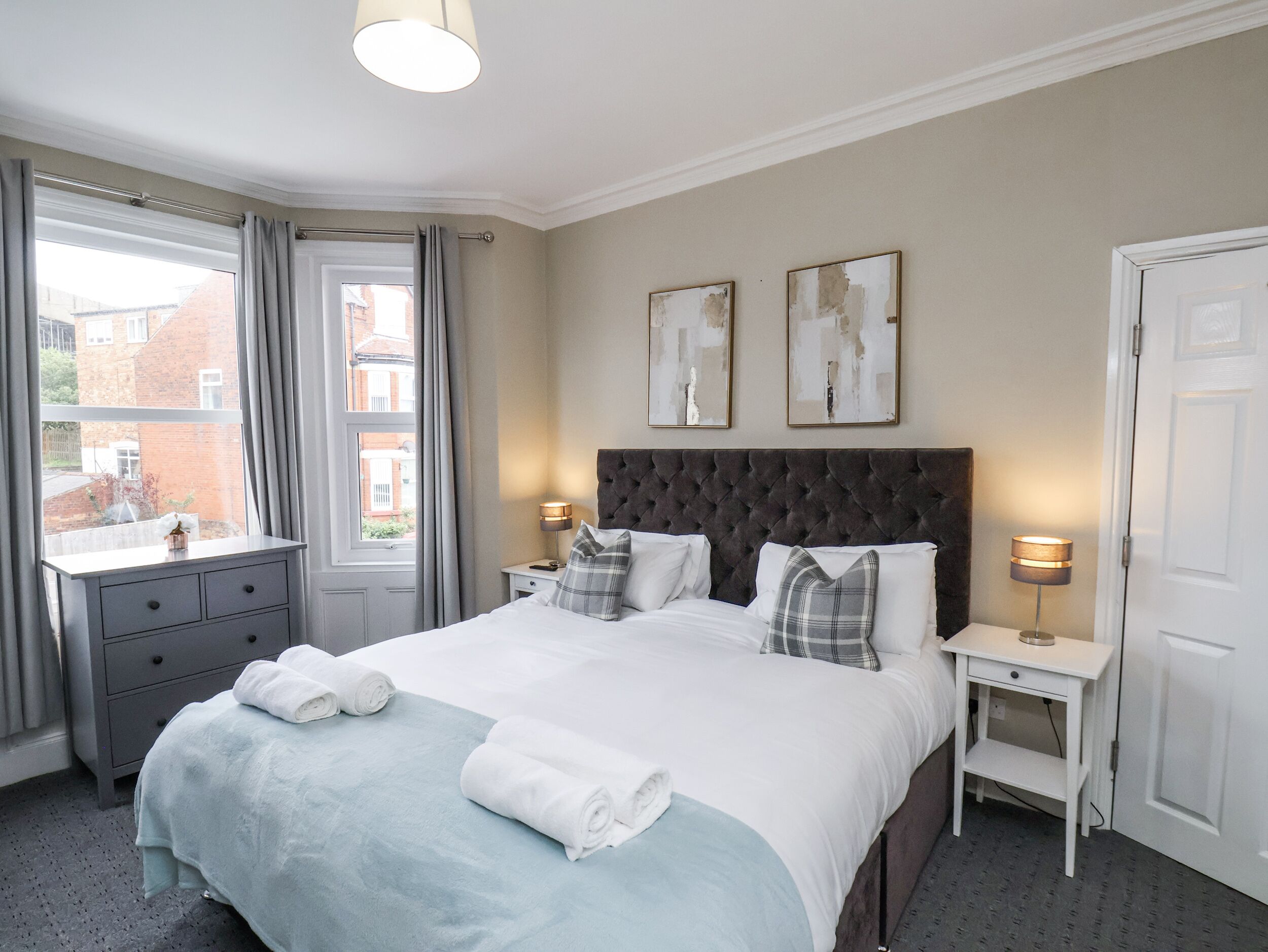 코티지 | 8 개의 침실, 각각 다른 스타일의 인테리어, 각각 다르게 가구 비치, 무료 WiFi