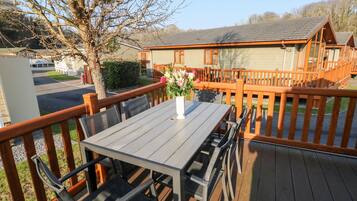 Cottage | Outdoor dining