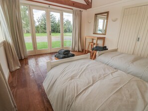 Cottage | 3 bedrooms, individually decorated, individually furnished, free WiFi - The Long Barn (Berwick-upon-Tweed)