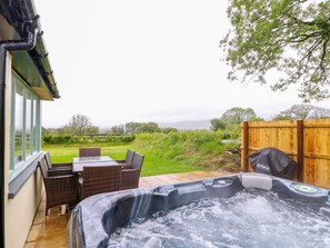 Cottage | Property grounds - Bwthyn Eisteddfa Fach (Crymych)