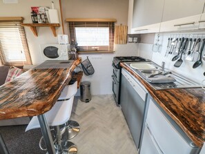 คอทเทจ | ภายใน