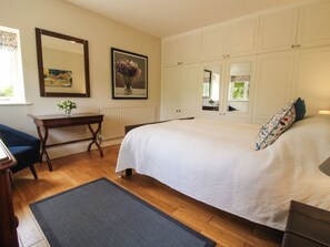 Cottage | 2 bedrooms, individually decorated, individually furnished, free WiFi - The Coach House (Ludlow)