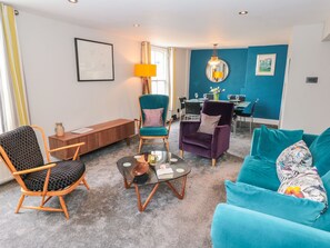 Cottage | Interior - 34b Clarence Street (Dartmouth)