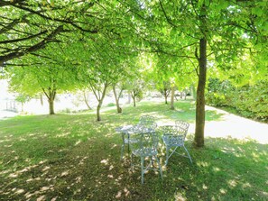平房 | 室外用餐