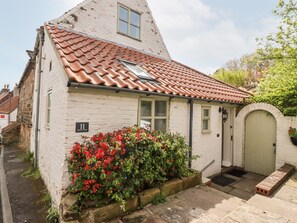 Exterior - Damson Cottage (Whitby)