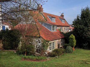 Cottage | Exterior
