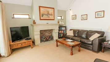 Cottage | Living area