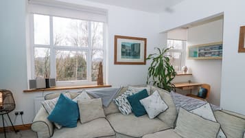 Cottage | Living area