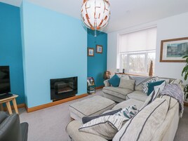 Cottage | Living area